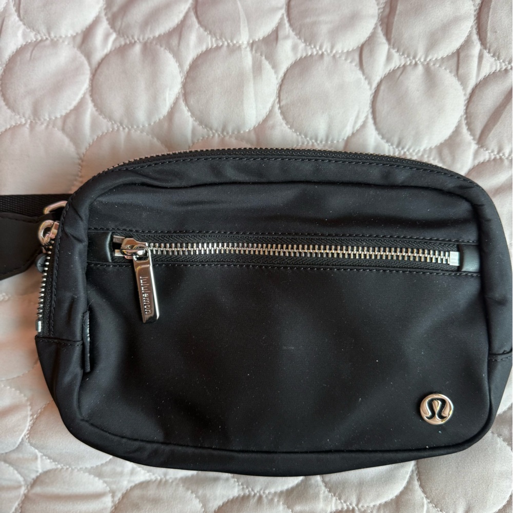 lululemon athletica Black Belt Bag